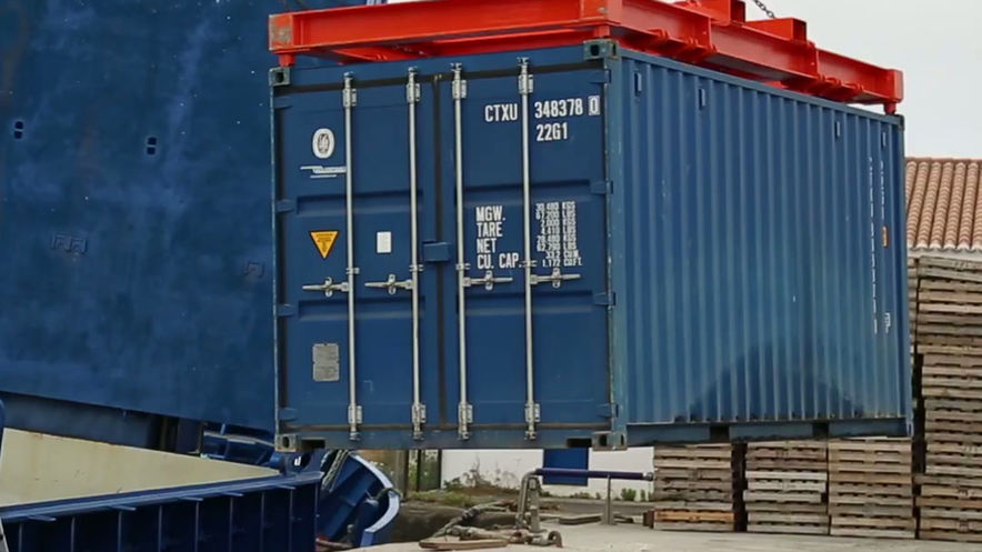 L'Ile d'Yeu   La collecte insulaire du mobilier